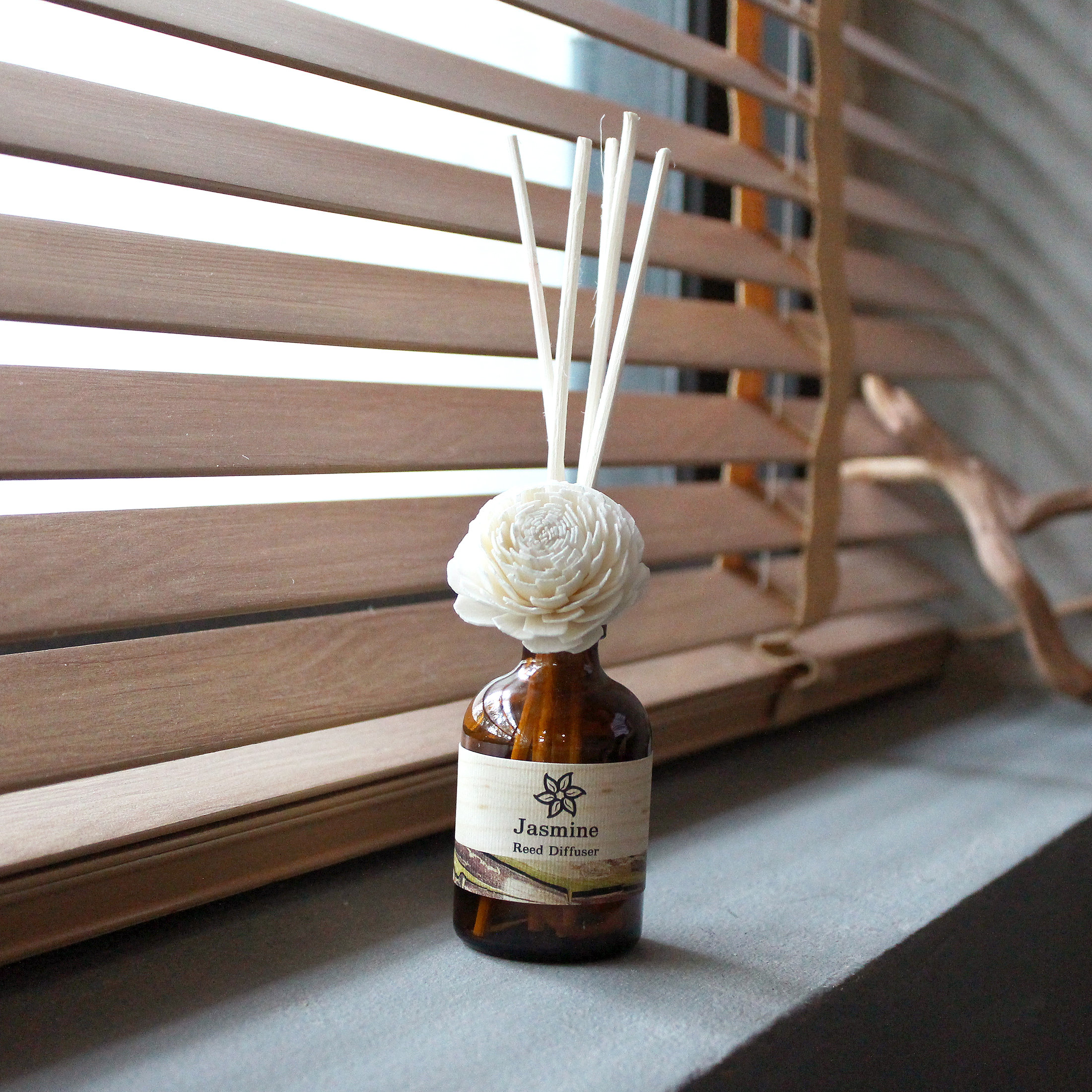 PHUTAWAN Reed Diffuser Jasmine 50 ml. Thailand.ТАЙ